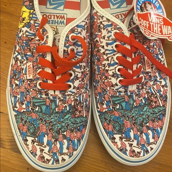 NEW Vans 'Where's Waldo?' Red and White Sneakers Size 10.5 Men’s and Women’s 12 - Picture 3 of 5